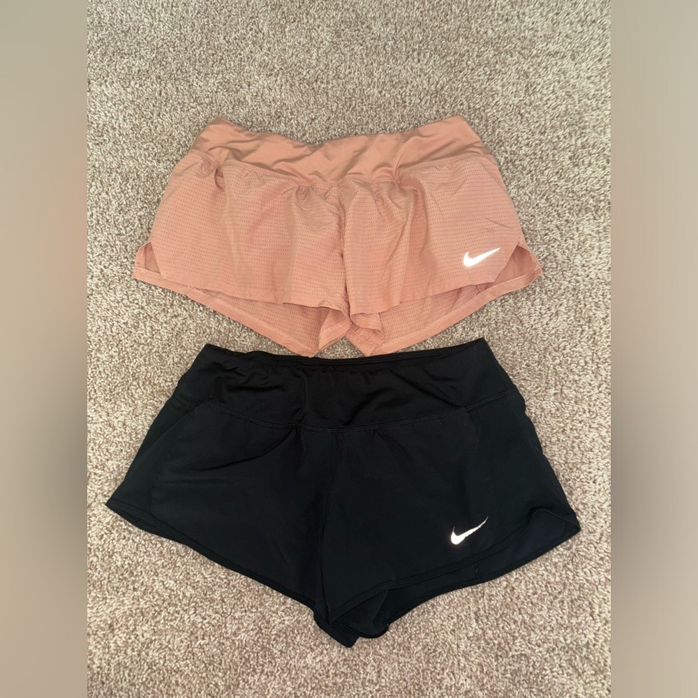 Nike dry fit athletic shorts pack of 2 women’s medium